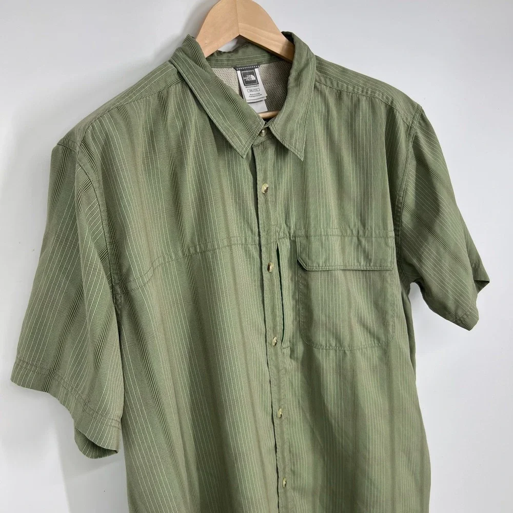 The North Face Vented‎ Hiking Button Front Shirt Mens XXL Green Striped Outdoor